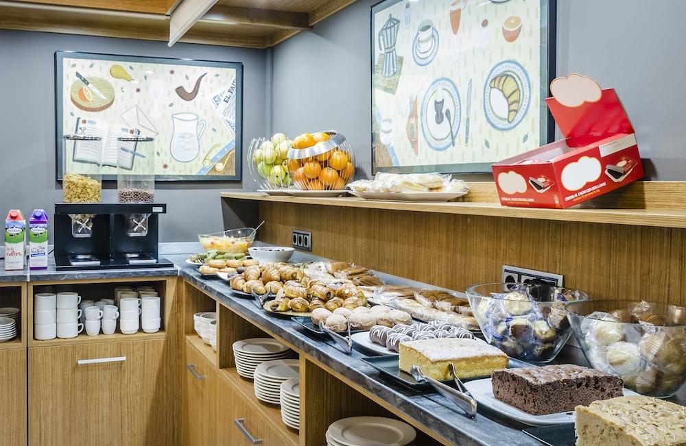 Hotel Palacios Alfaro Ngoại thất bức ảnh