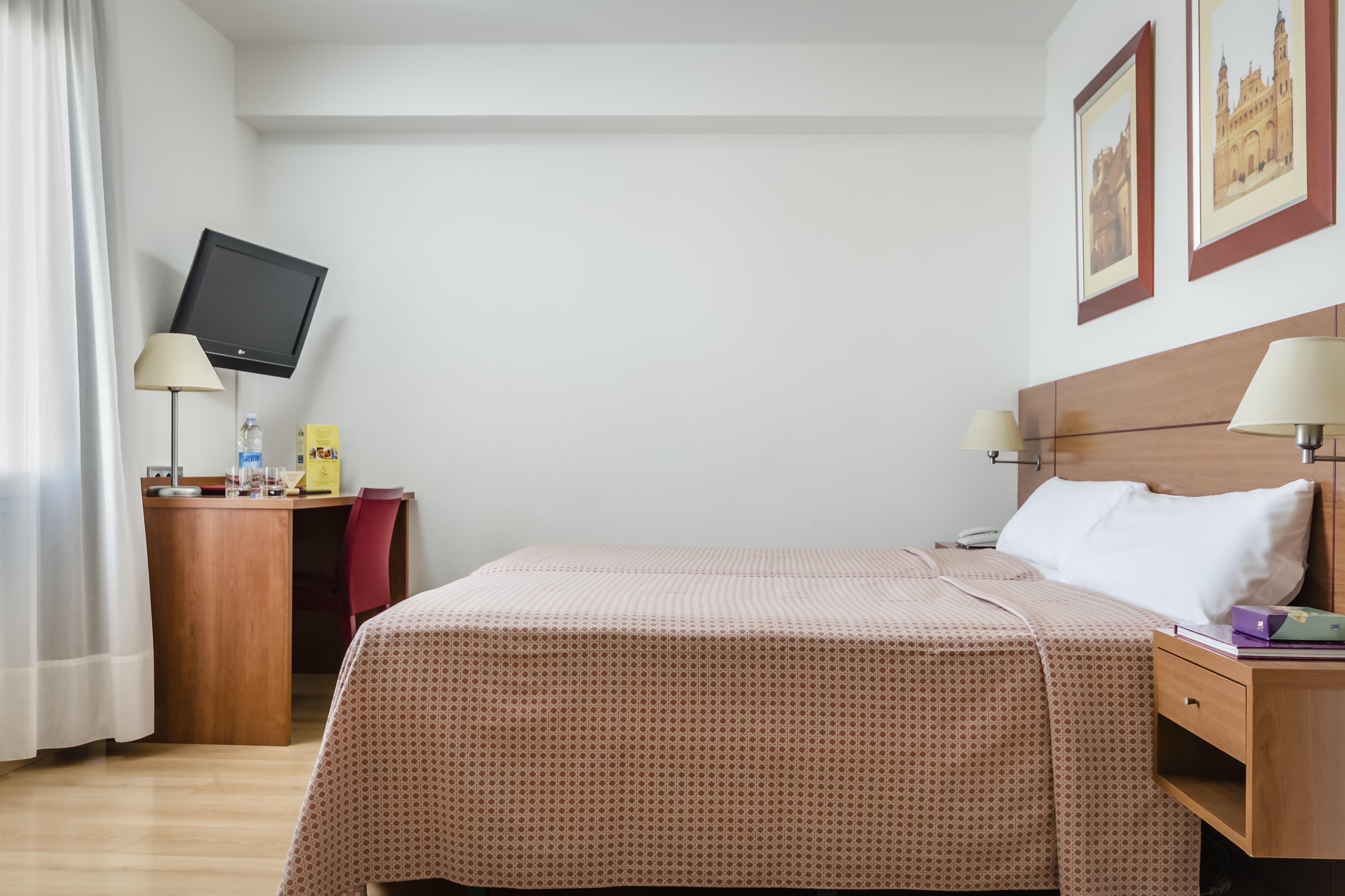 Hotel Palacios Alfaro Ngoại thất bức ảnh