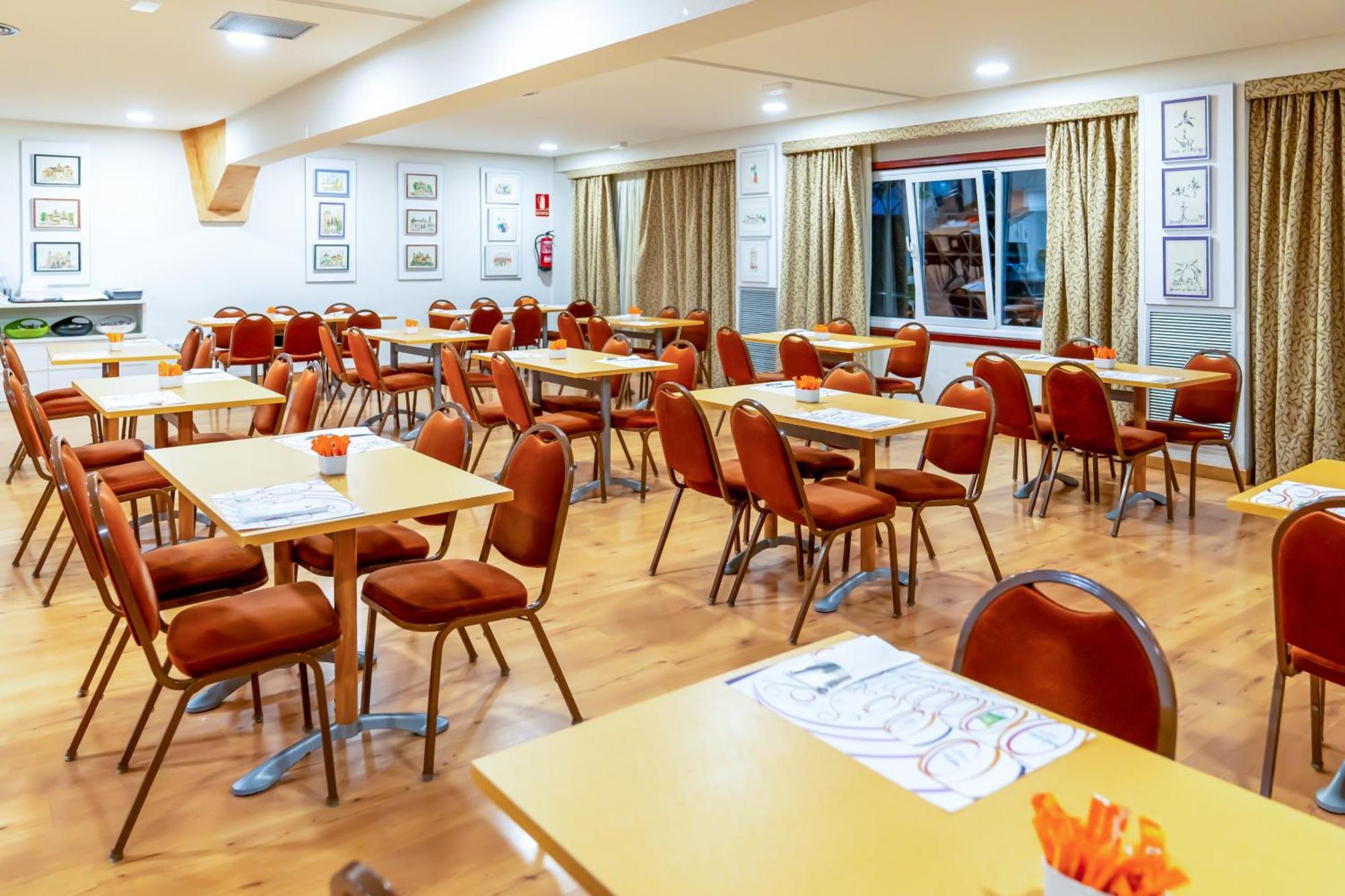Hotel Palacios Alfaro Ngoại thất bức ảnh