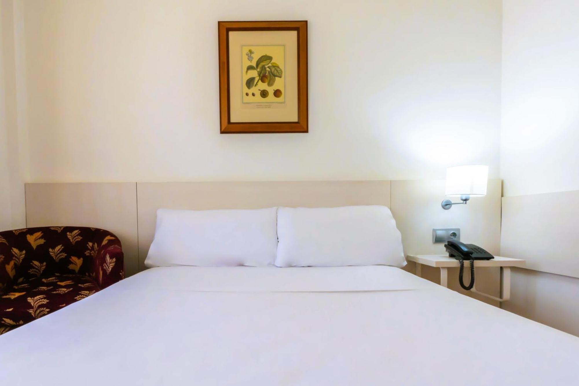 Hotel Palacios Alfaro Ngoại thất bức ảnh