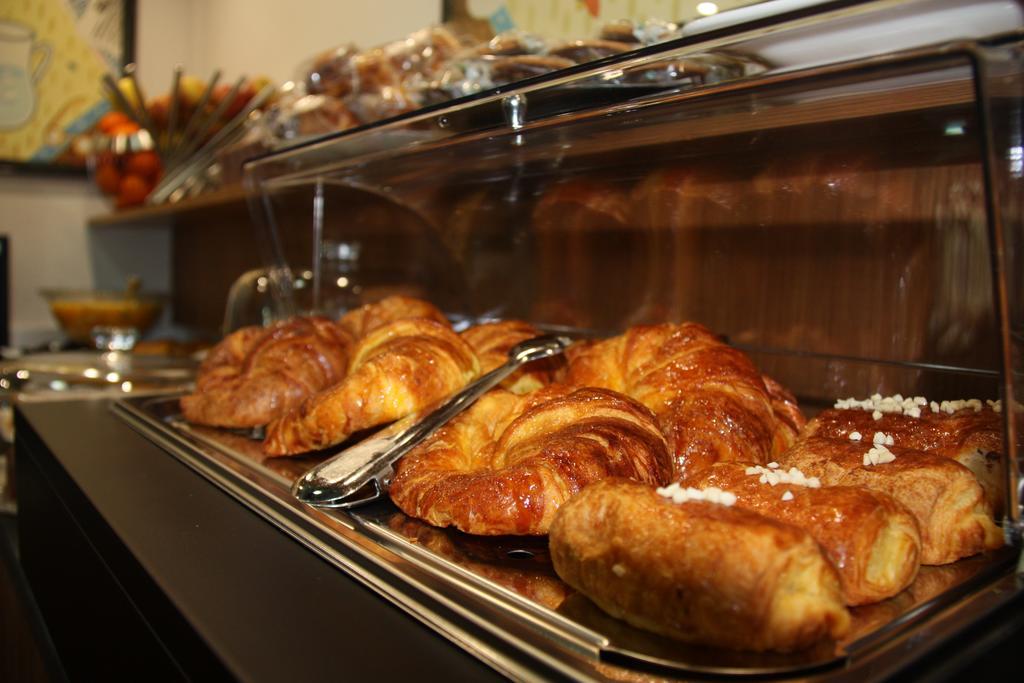 Hotel Palacios Alfaro Ngoại thất bức ảnh
