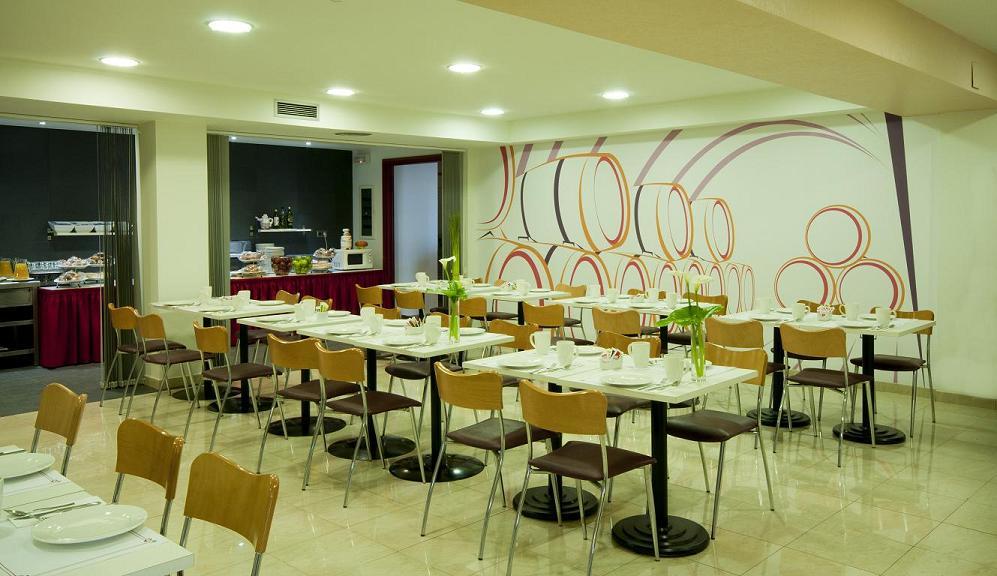 Hotel Palacios Alfaro Ngoại thất bức ảnh